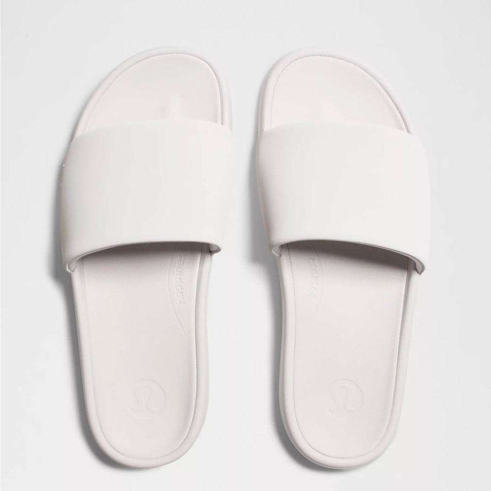 lululemon athletica Women's Cream Slide Sandals